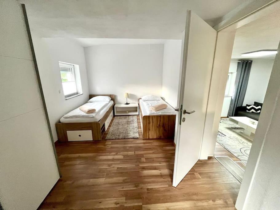Ab Apartment Moderne Zweizimmerwohnung Филлах Экстерьер фото